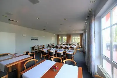 فندق Kirchers Park & Wellnesshotel Kaiserstuhl