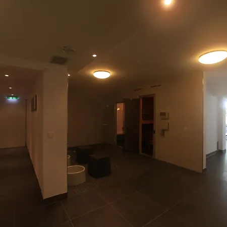 Kirchers Park & Wellnesshotel Kaiserstuhl Garni