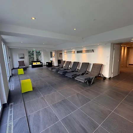 Kirchers Park & Wellnesshotel Kaiserstuhl Garni
