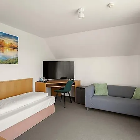 Kirchers Park & Wellnesshotel Kaiserstuhl 3*