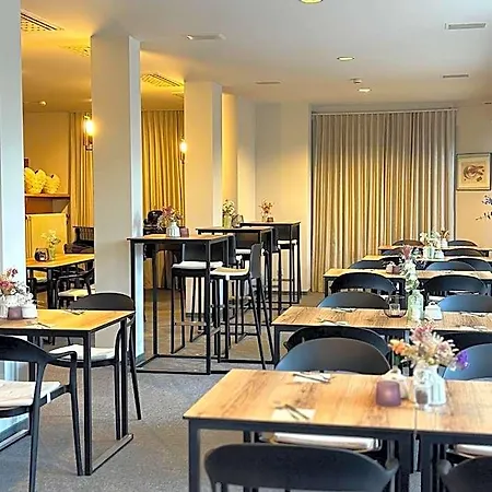Kirchers Park & Wellnesshotel Kaiserstuhl 3*